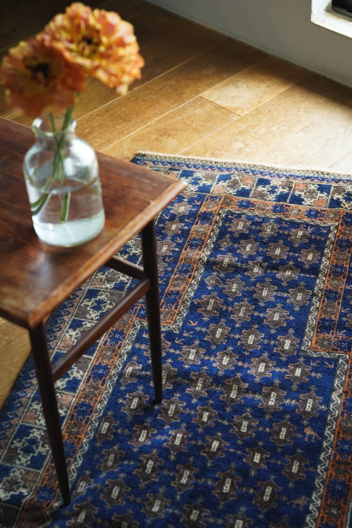 1565-Vintage Baluch rug