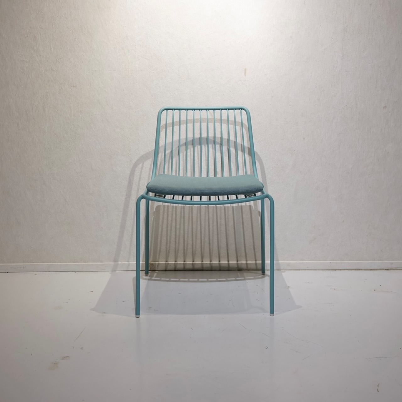 Pedrali ペドラリ NOLITA ノリタ ダイニングチェア アームレス チェア 椅子 アウトドア モダン ミニマル