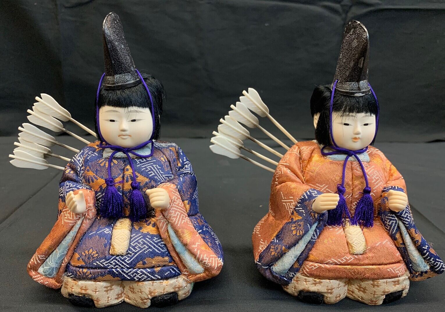 木目込み　15人揃い　25号　紅金花　エボシ 木目込み 15人揃い 25号 紅金花 エボシ | 株式会社 山本人形