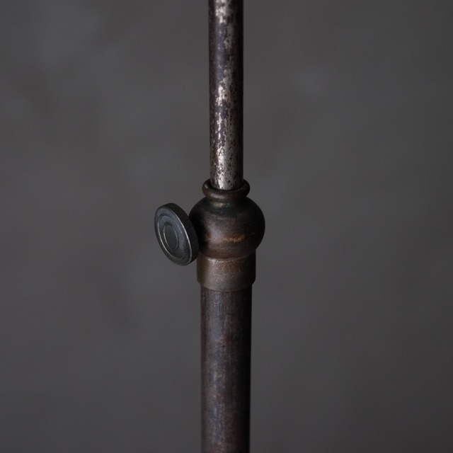 Hanger stand