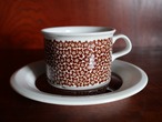 【ご予約商品】ARABIA  FAENZA(ファエンツァ) カップアンドソーサー9cm ブラウン