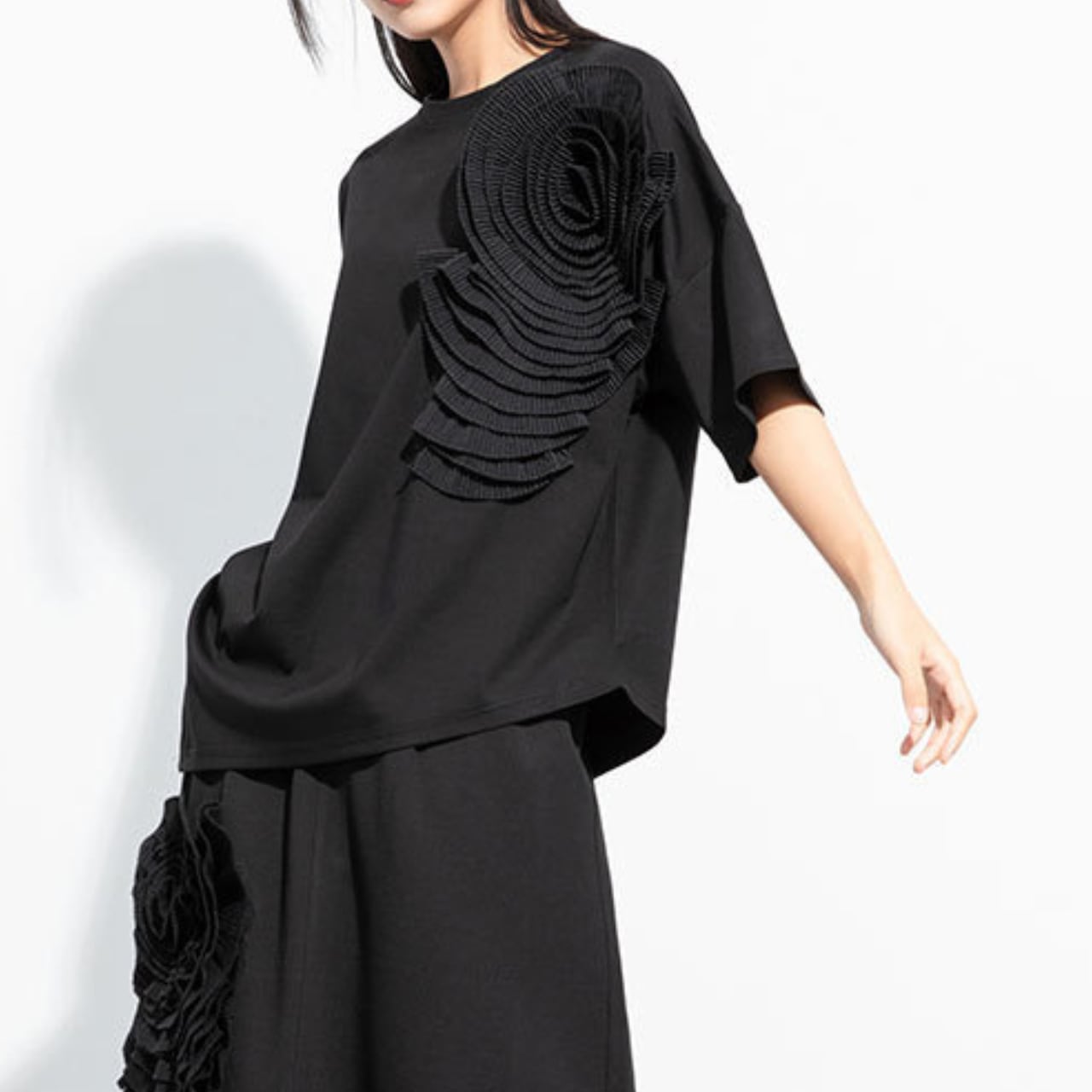 立体花装飾ルーズTシャツ R0084