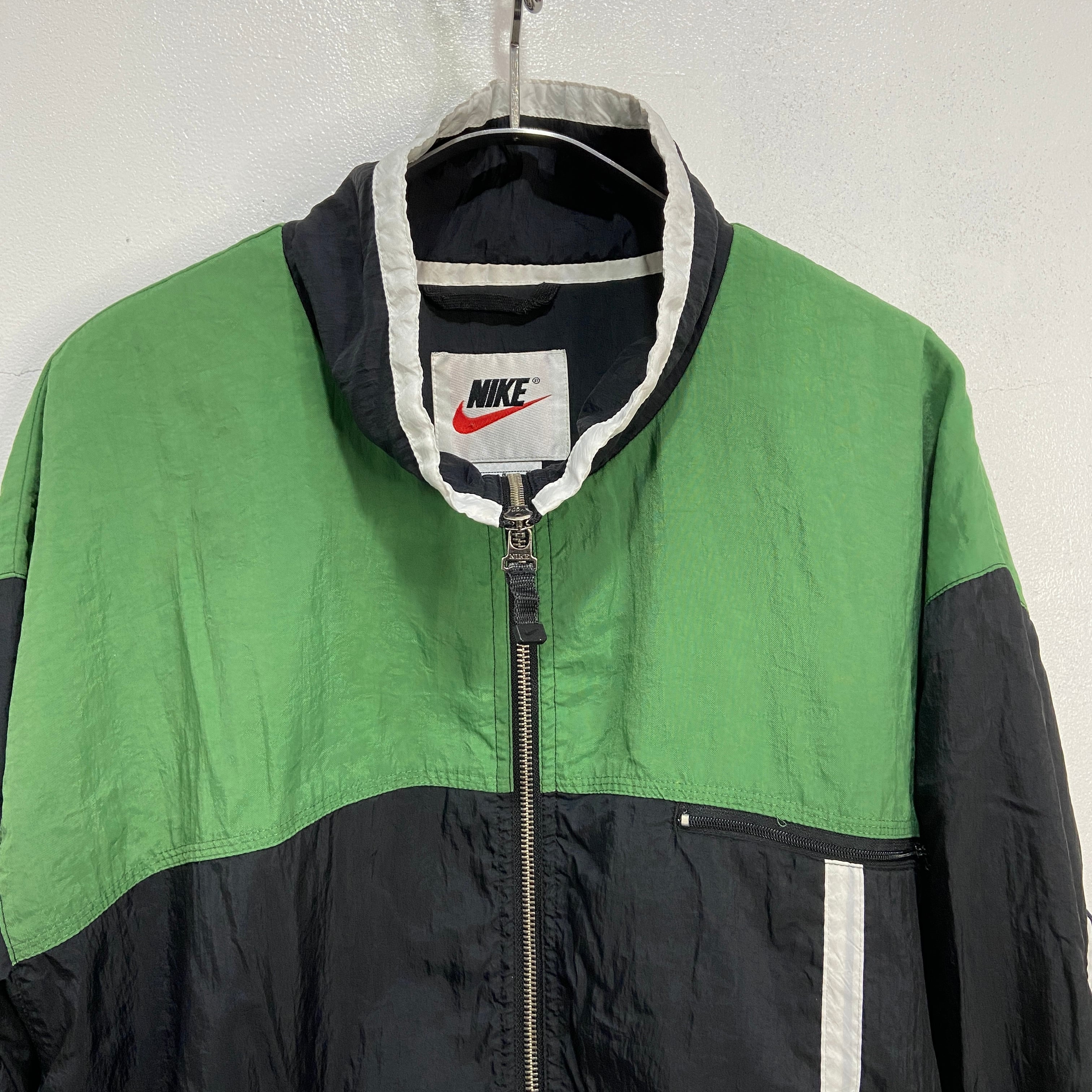 90s NIKE ナイキ ナイロンジャケット スウォッシュ 白タグ 緑 黒 90s NIKE ナイキ ナイロンジャケット スウォッシュ 白タグ 緑 黒