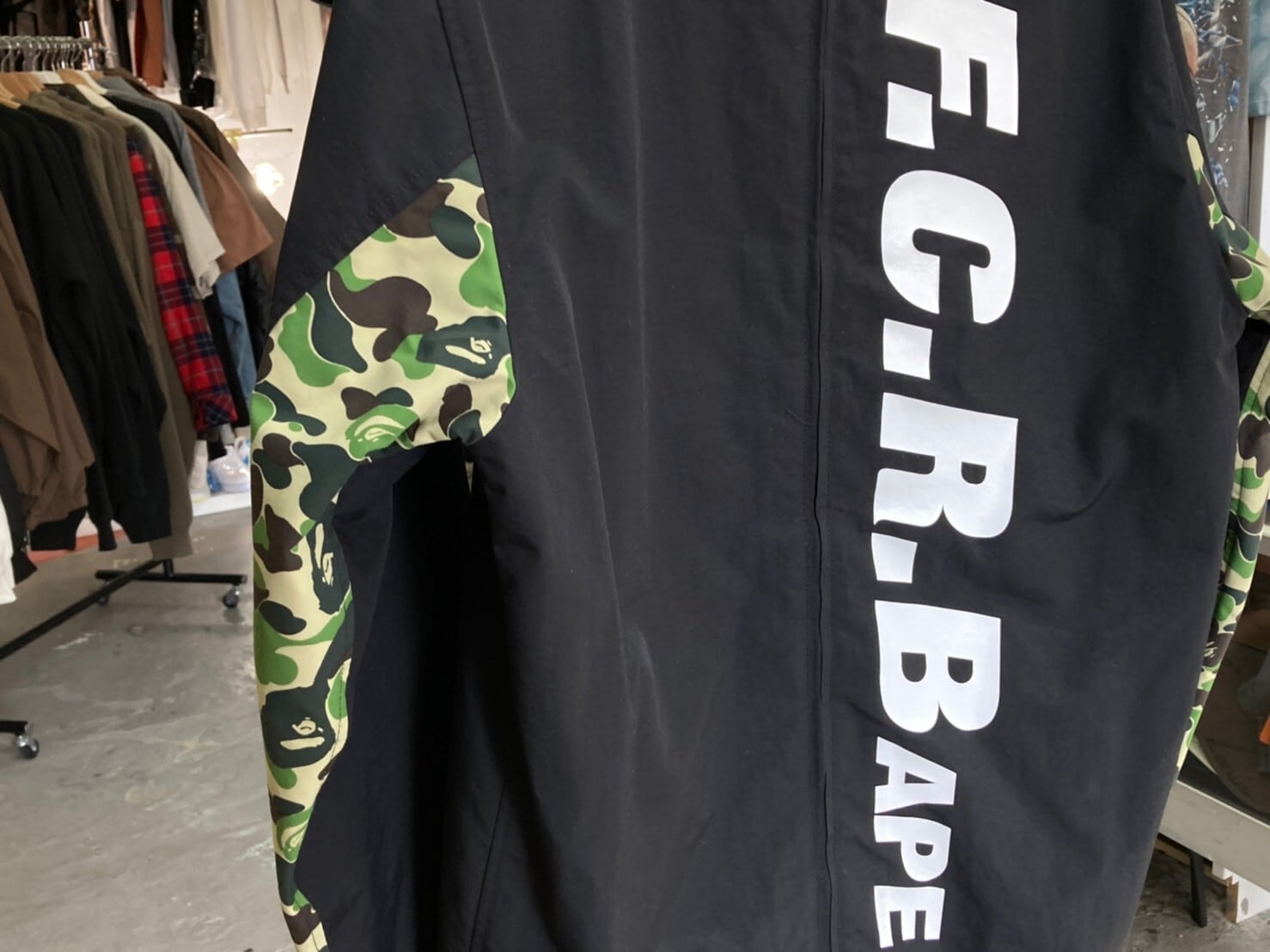 A BATHING APE × FCRB SEPARATE PRACTICE JACKET FCRB-190104 MEDIUM ...