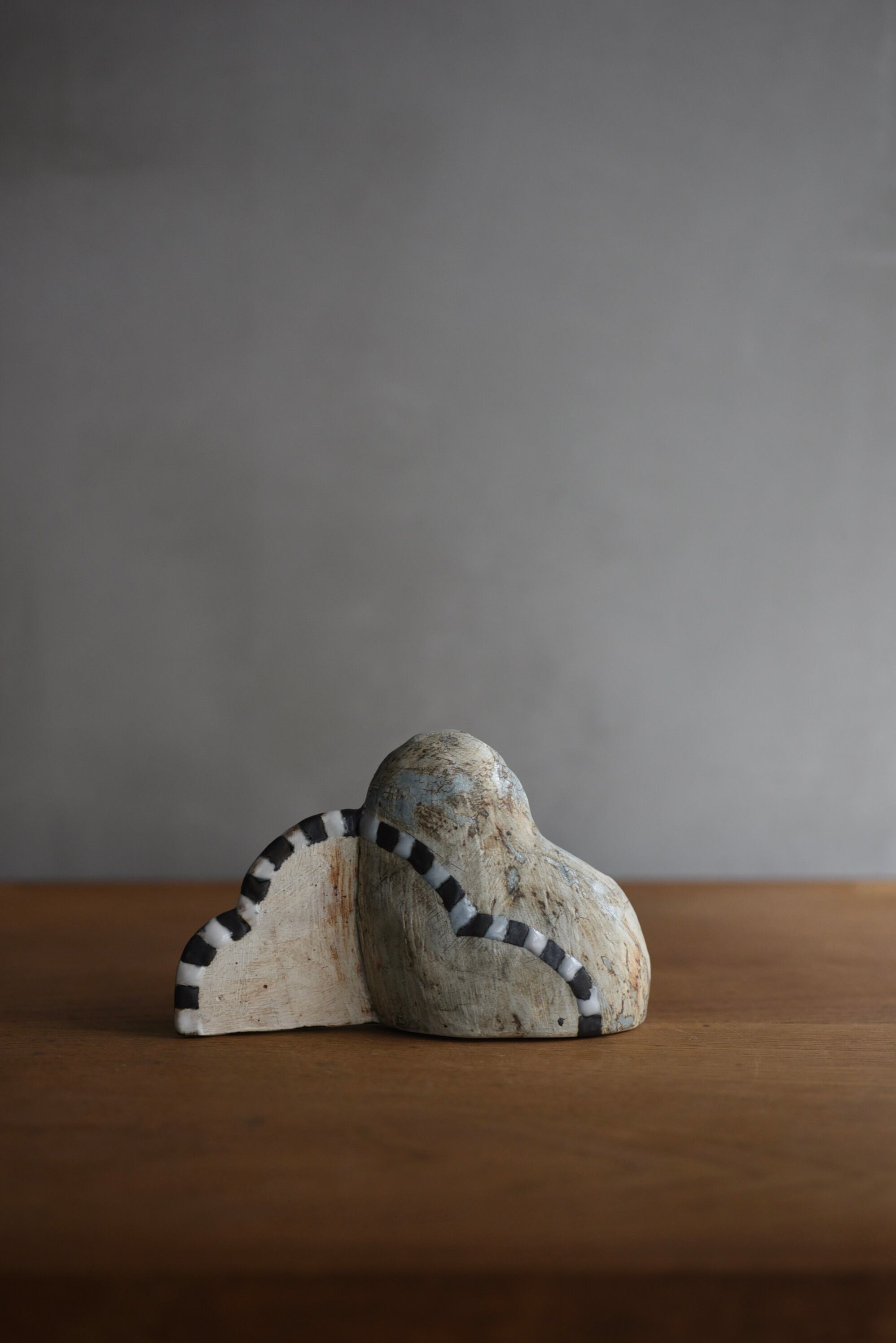 三笘まさえ｜オブジェ 稜線no.2｜h.87x 40x 135 mm｜陶土｜one of a