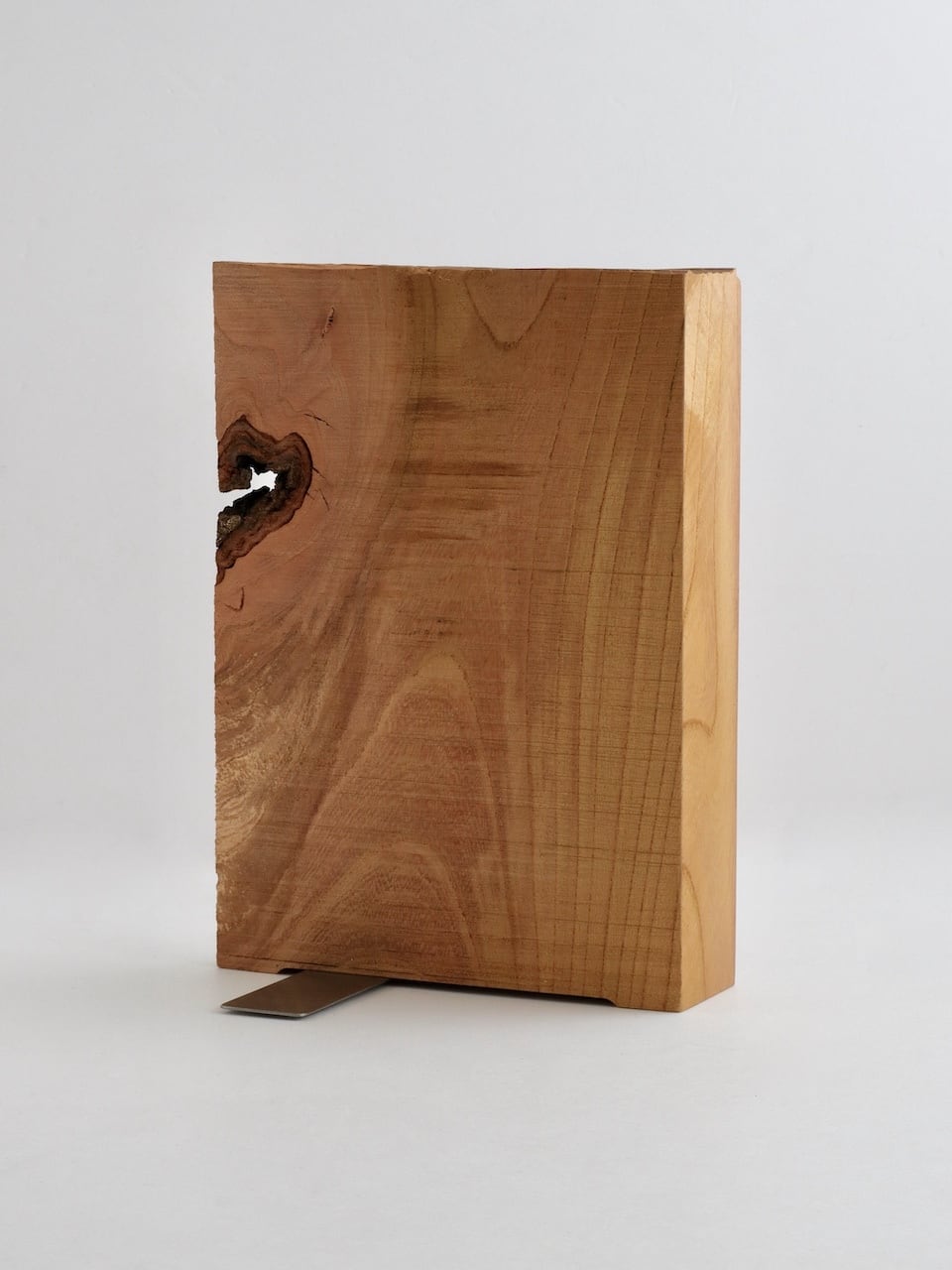 無垢材のブックエンド|ケヤキ|Solid Wood Bookend "WoodsenD" Japanese Zelkova - MicroWorks