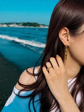 Heritage Bar Earrings -Gold-