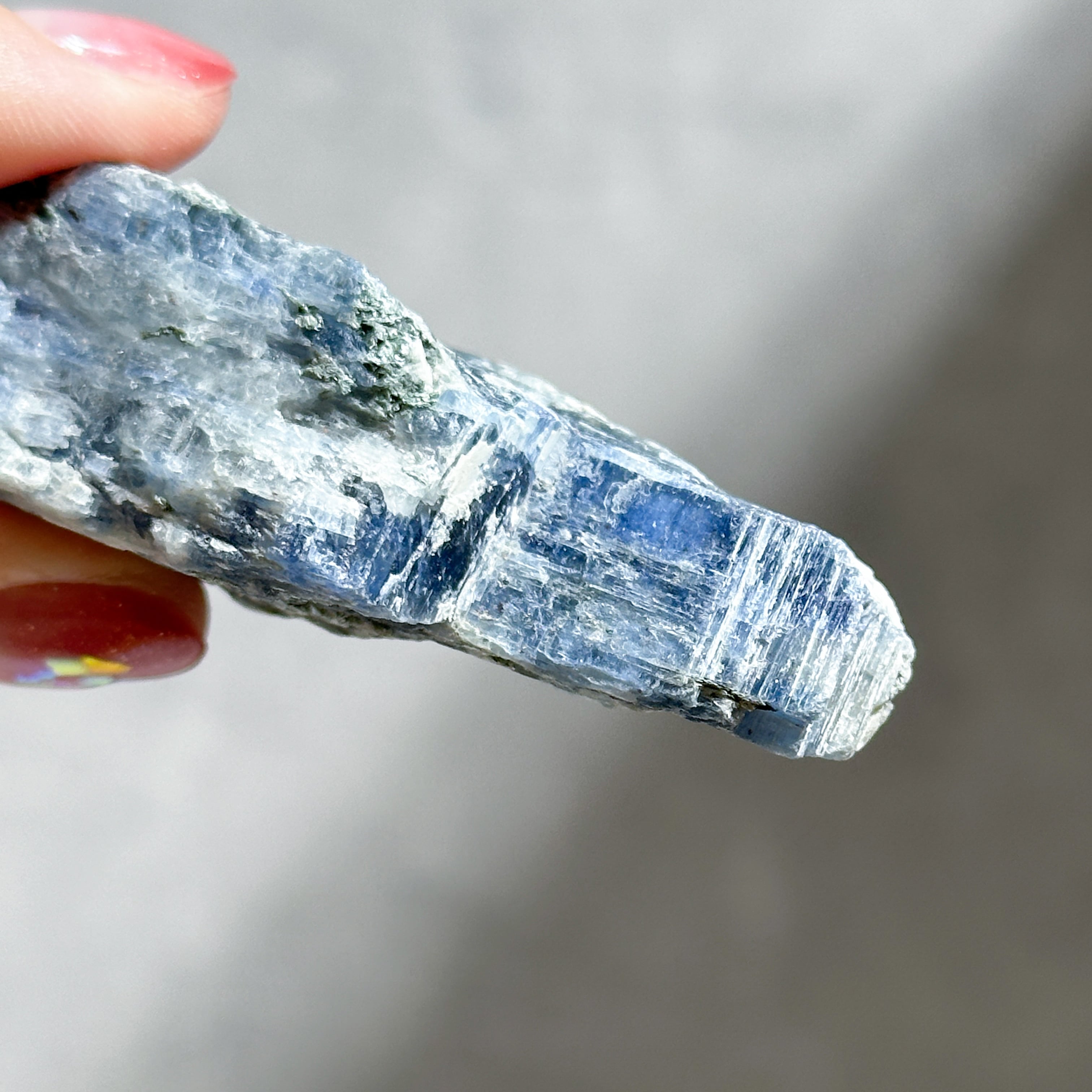 カイヤナイト 原石43◇ Kyanite ◇天然石・鉱物・パワーストーン