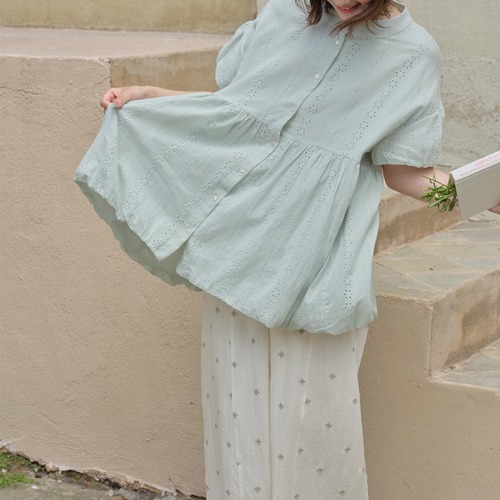 2色／カットワーク刺繍バルーンブラウス ・7915