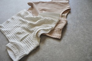 【Aosta】バターブックTシャツ