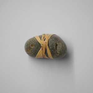 Shizu Designs Wrapped Rocks M005