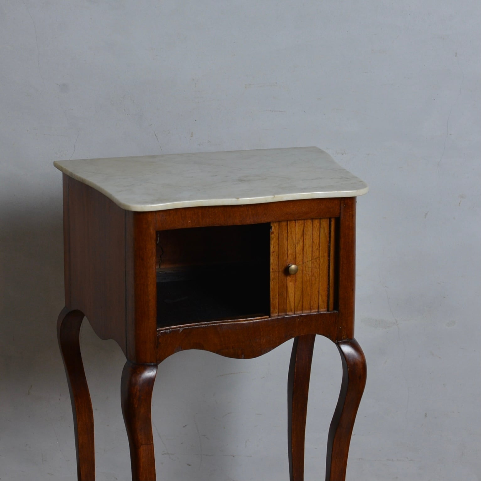 Marble Top Cabinet / マーブル トップ キャビネット〈花台・サイド