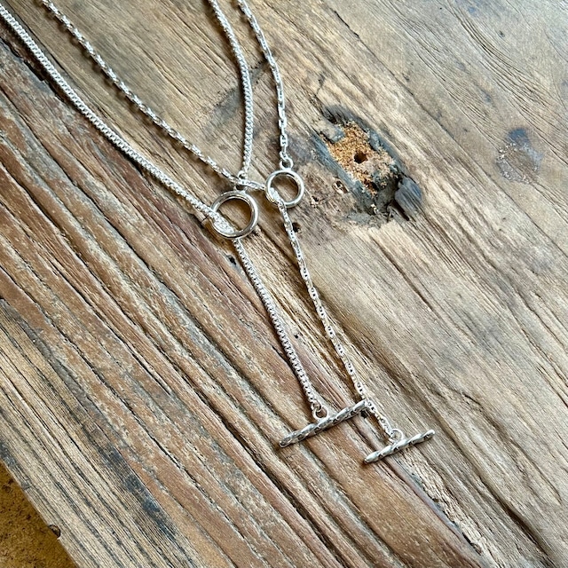 Twist Bar Chain AK Necklace