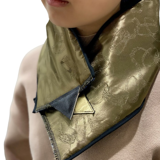 １つだけのリバーシブルCLAZYストール