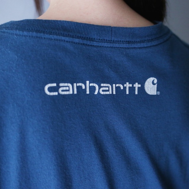 "Carhartt" sleeve logo printed design over silhouette l/s tee