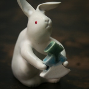 【'23冬】Rabbit クリスマスツリーブルーを運ぶうさぎ