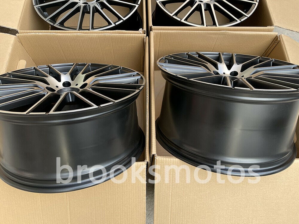 2021+ メルセデスベンツ W206 C クラス 19X8.5/9.5 NEWスタイル