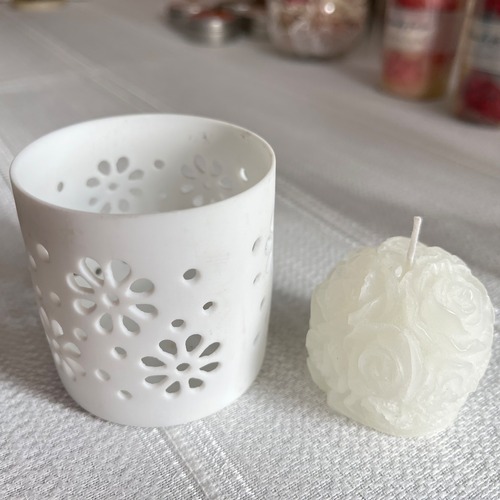 ★丸いローズキャンドル　ホルダー付き★