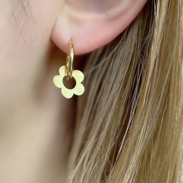 18KGP flower pierce（ステンレス／ピアス／316L）