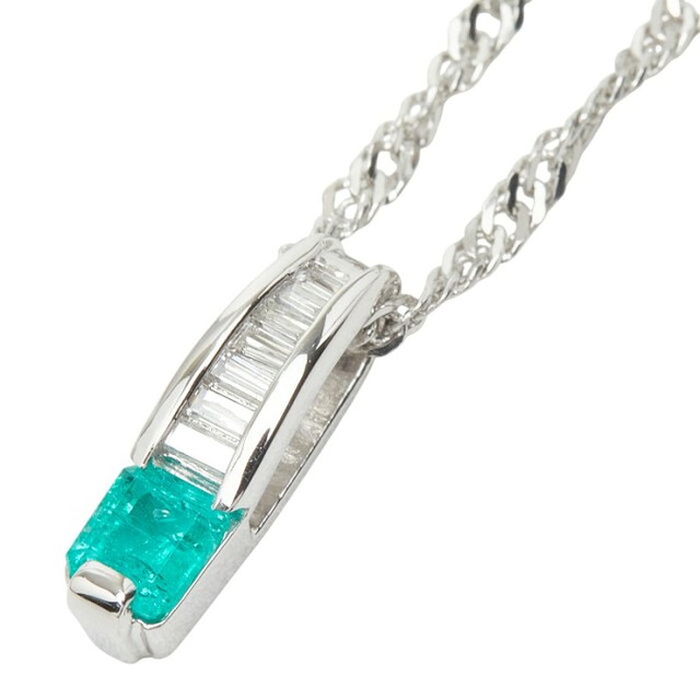Pt900 プラチナ Pt850 プラチナ エメラルド　0.39ct ダイヤ0.22ct ペンダント ネックレス レディース 【中古】