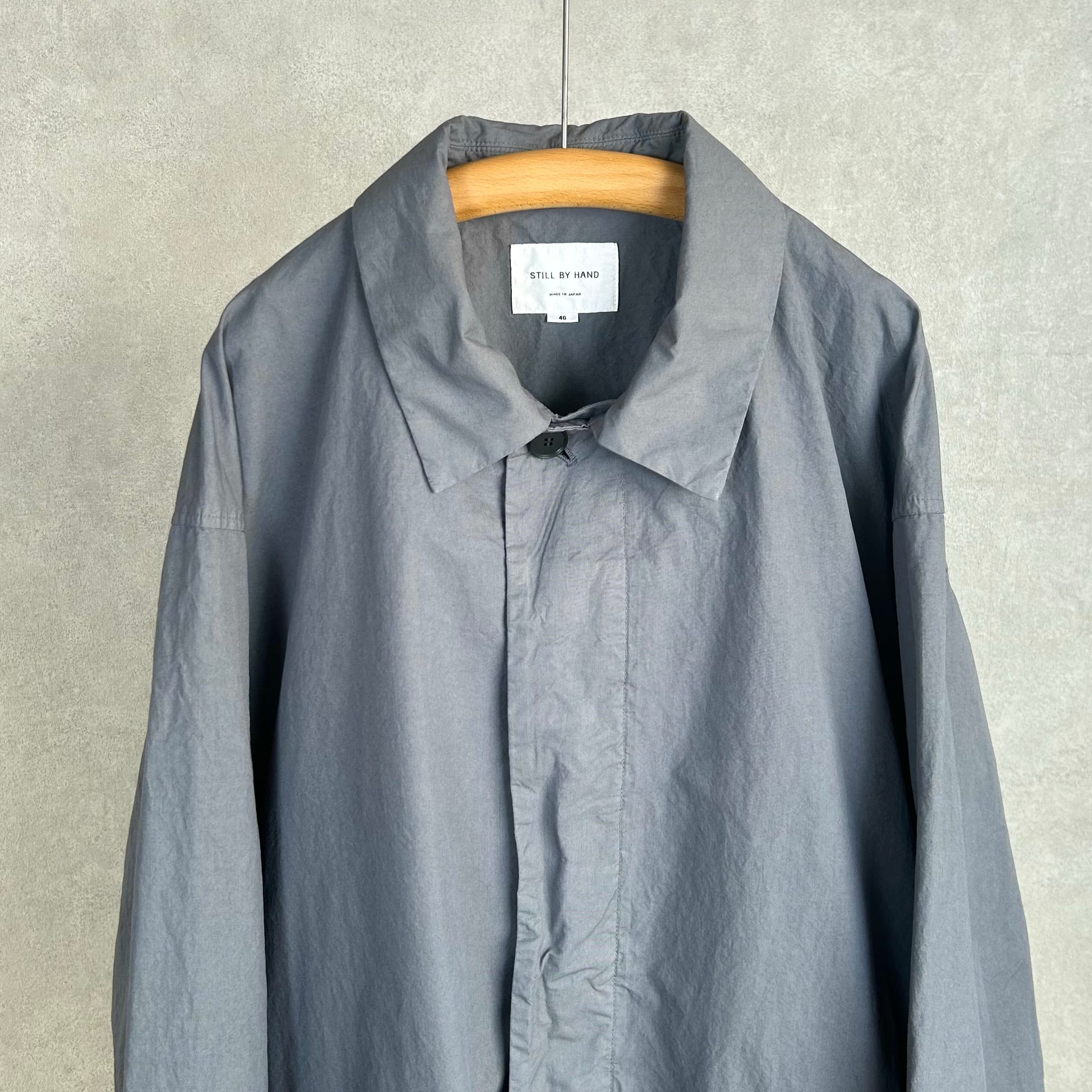 26SS》【STILL BY HAND】GARMENT-DYE HALF COAT スティルバイハンド