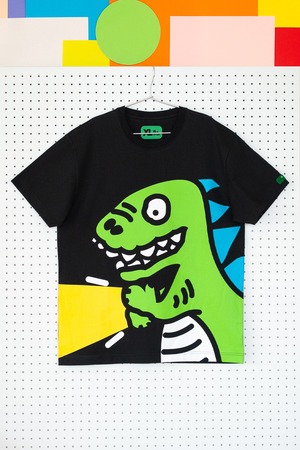 【予約販売商品】SorsorTシャツ Corade新作  電光恐竜波　恐竜BlackTシャツ