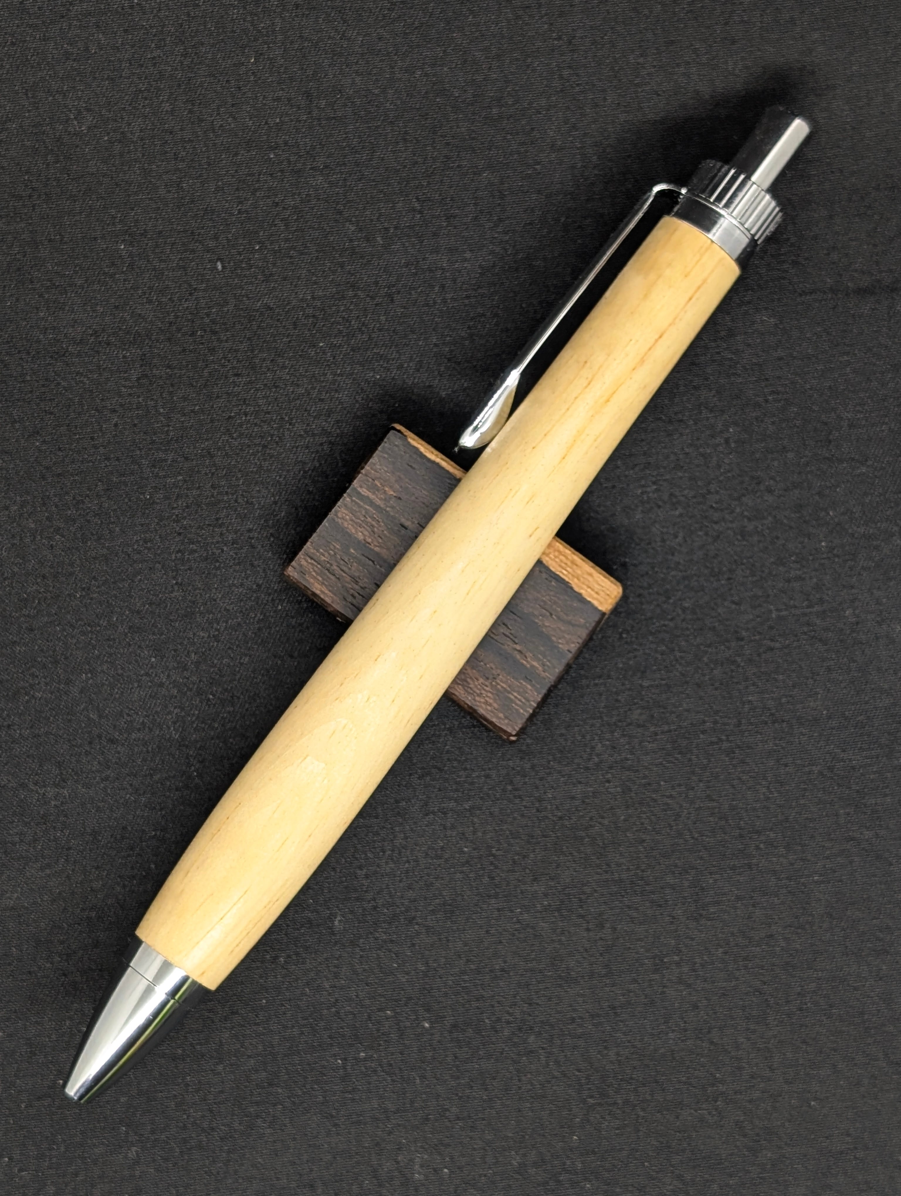 工房雨魚 Wood Craft Amago