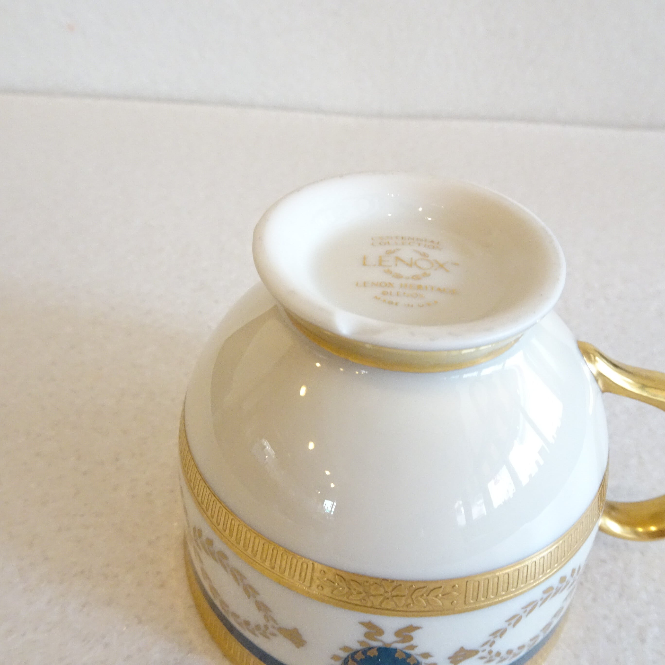 人々の集まるシーズンにピッタリのホワイトハウス御用達のおしゃれなレノックスです アメリカ・LENOX社 LENOX HERITAGE カップ＆ソーサー | 純喫茶家具の