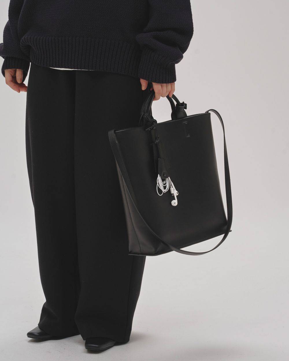 TODAYFUL トゥデイフル Useful Leather Bag (L) 12621041 BLK | ANERCA