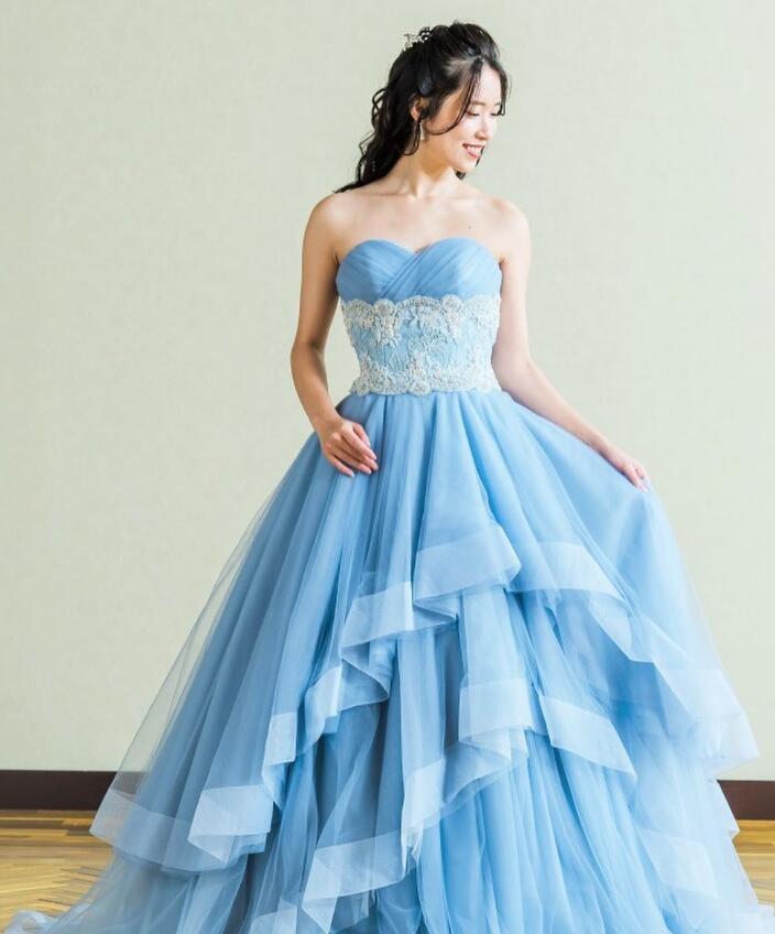 カラードレス 薄青 ソフトチュール 柔らかく重ねたチュールスカート  