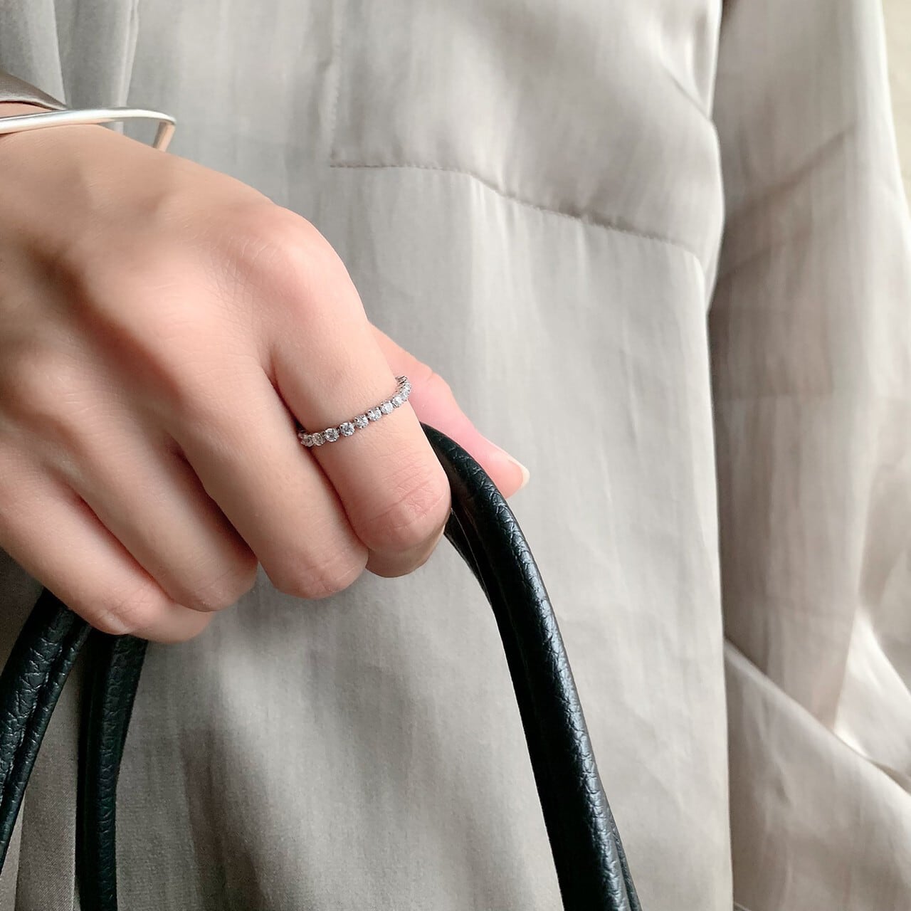 ［サージカルステンレス］LINE STONE RING