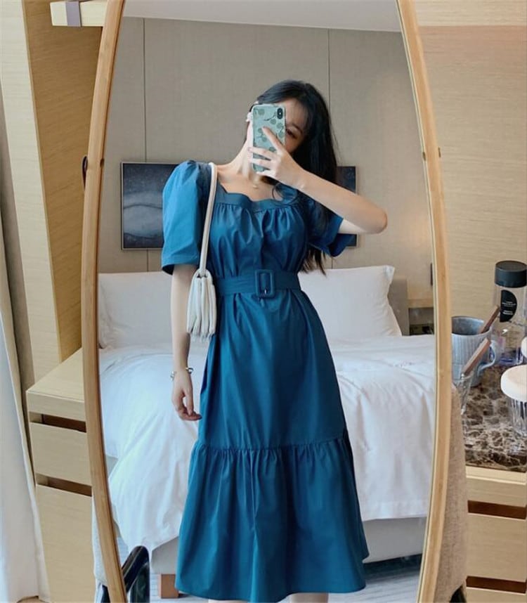 幸せな休暇!新作 スクエアネック 大きい裾 ゆったりする スリム バンディング パフスリーブ ワンピース