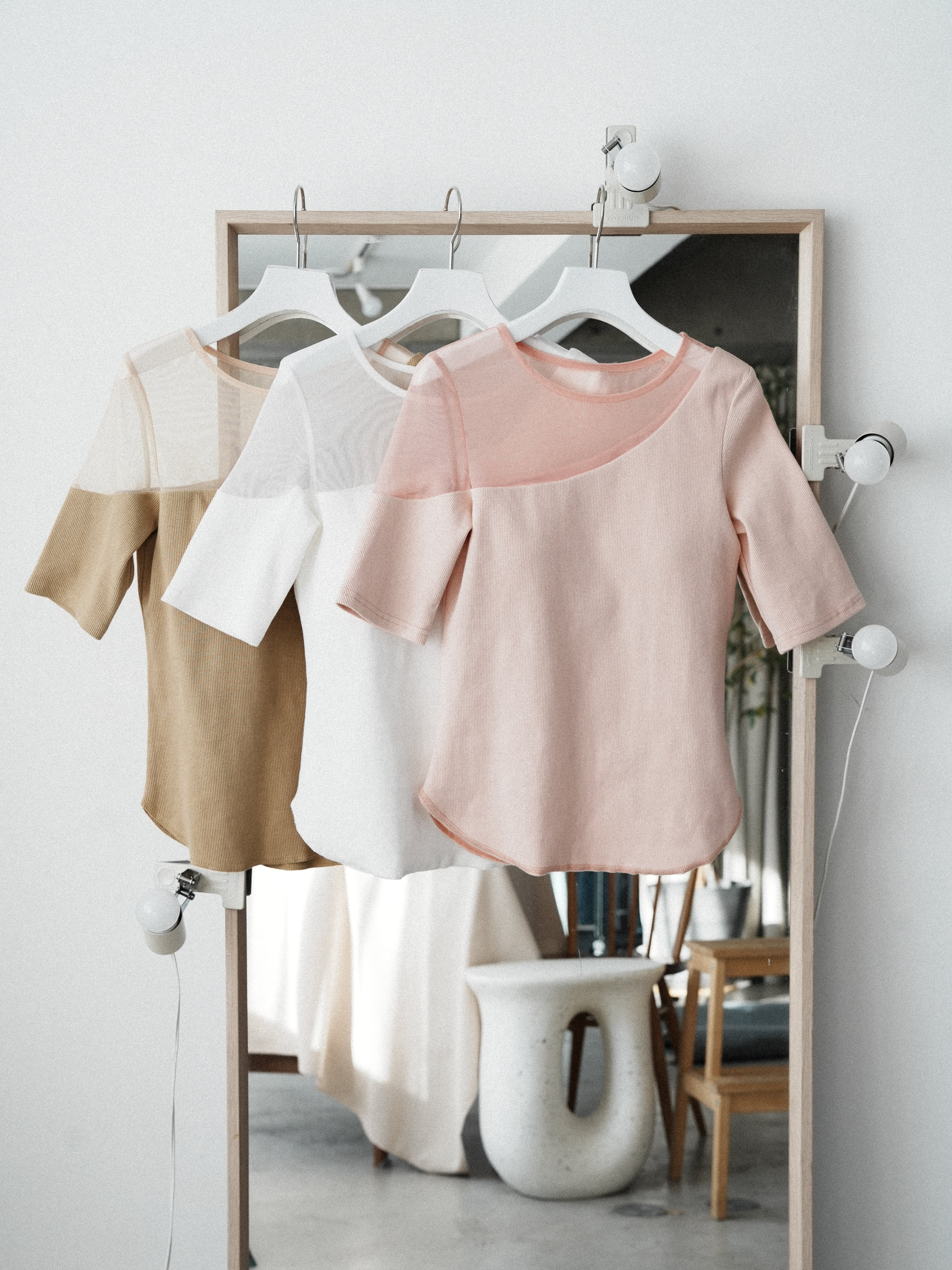 カットソー(半袖+袖なし) Cara by Katrin TOKYO bicolor ruffle tops bicolor ruffle tops | Katrin TOKYO