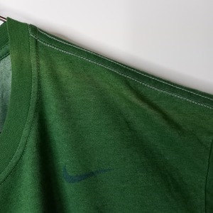ナイキ　クルーネック　グラフィックTシャツ　NFL　ビッグプリント　緑
