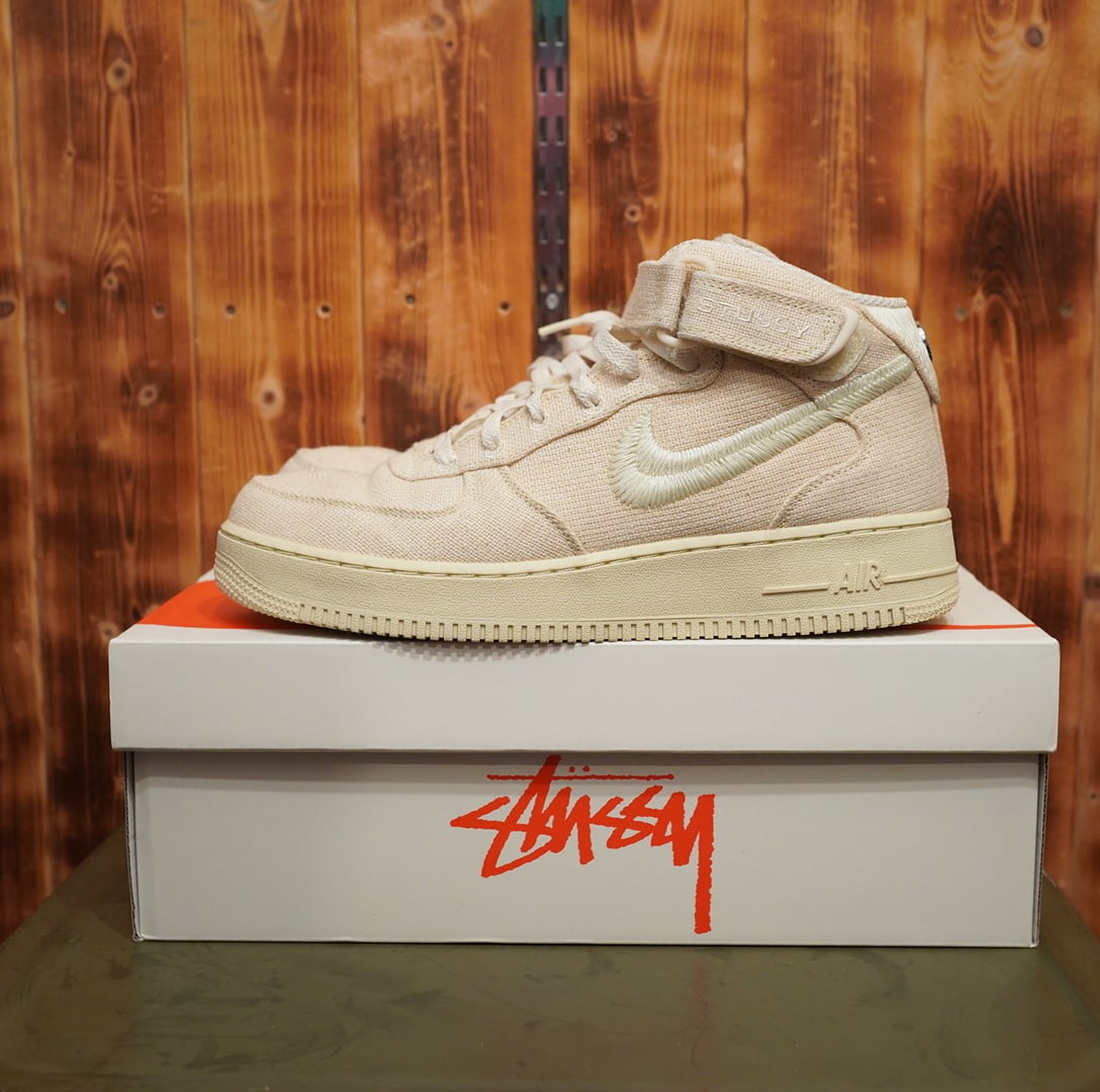 STUSSY × AIR FORCE 1 MID FOSSIL DJ7841-200 (フォスル/フォスル/フォスル)NIKE US10 28cm 着用1〜2回程度