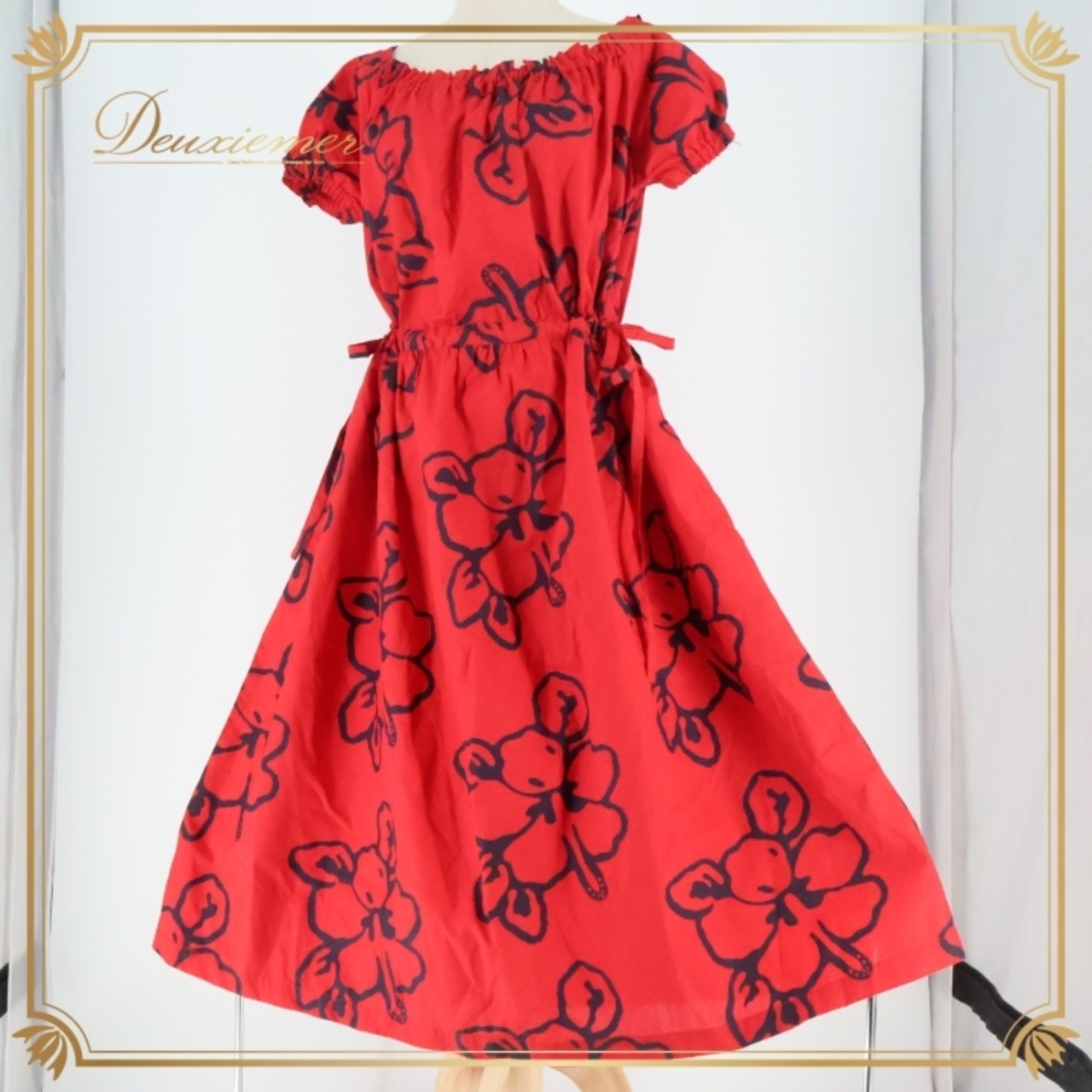 フラダンス 衣装 ワンピース ドレス ダンスカンパニー レッド系 Dance Company ツーカラー リボン かわいい 華やか 鮮やか 明るい 情熱的 赤 黒 ハワイアン アロハ ハワイアンプリント フラ ダンス レッスン 練習 イベント パーティー