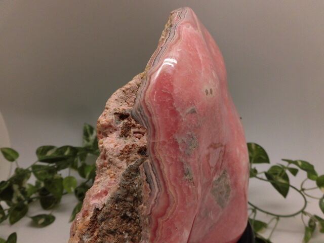 【送料無料】【高品質】【美品】4.3kg 特大インカローズ原石台座付