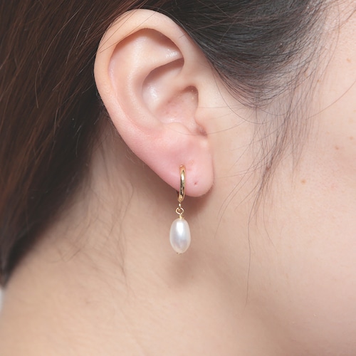 Laboratorium keshi pearl earring (M)