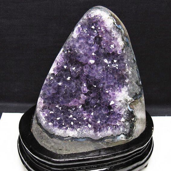 1.9Kg アメジスト クラスター ウルグアイ産 原石 amethyst 一点物 台座付属 182-7956