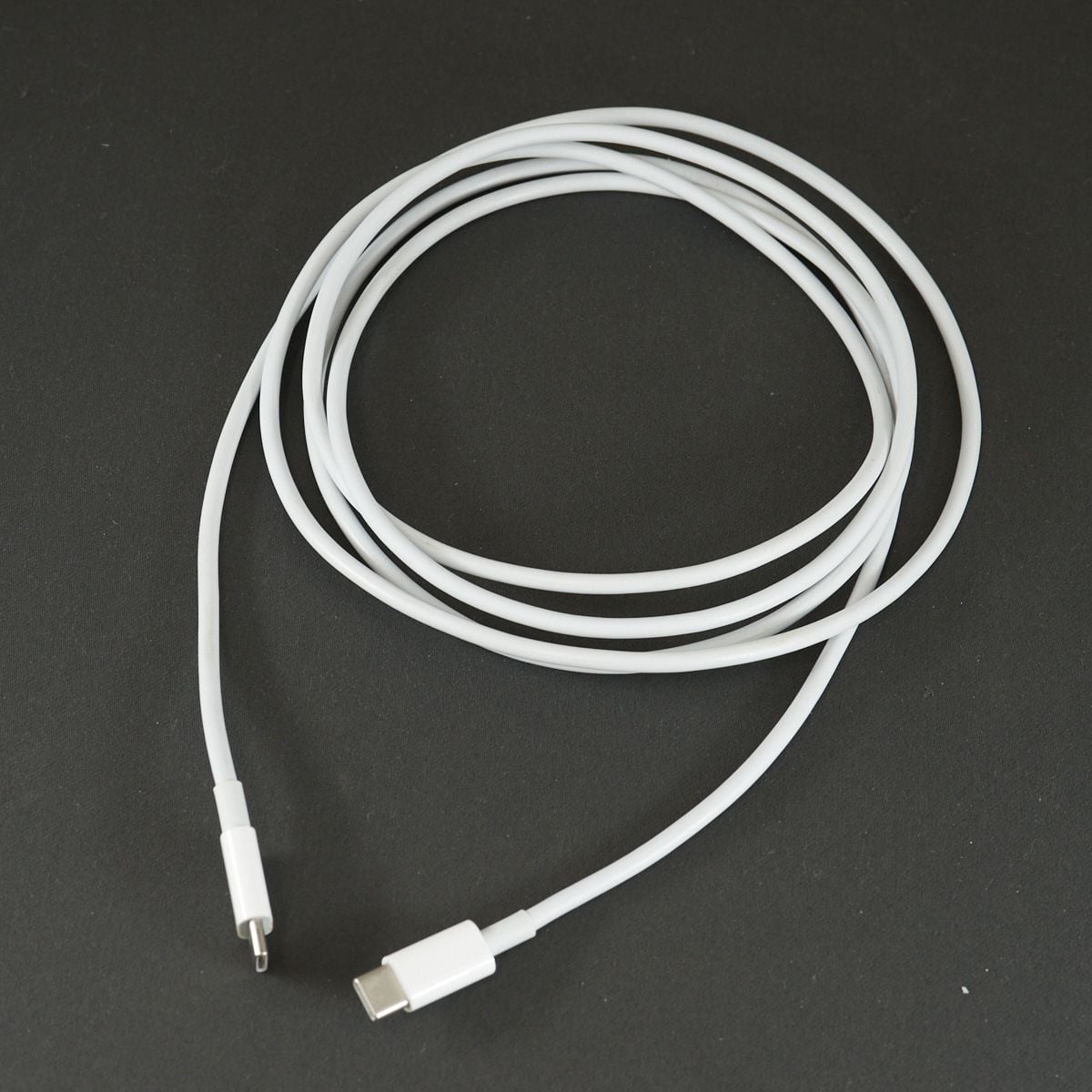 アップル Apple MLL82AM/A [USB-C充電ケーブル 2m]-