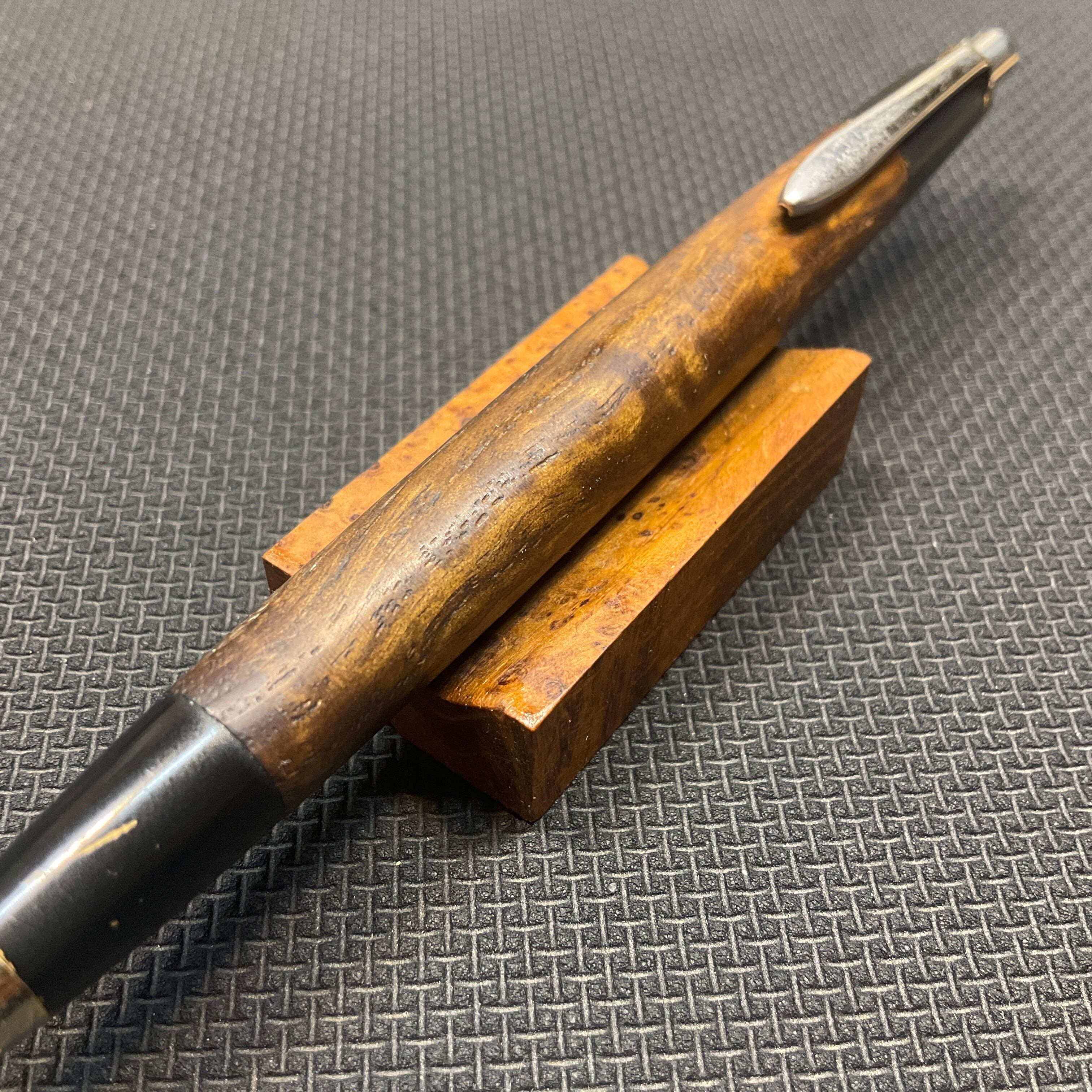 チーク 瘤杢 銘木ペントレー | FUJI工房