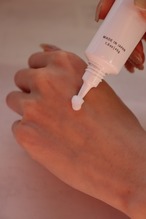 スパネイル　リッチハンド美容液　45ｇ