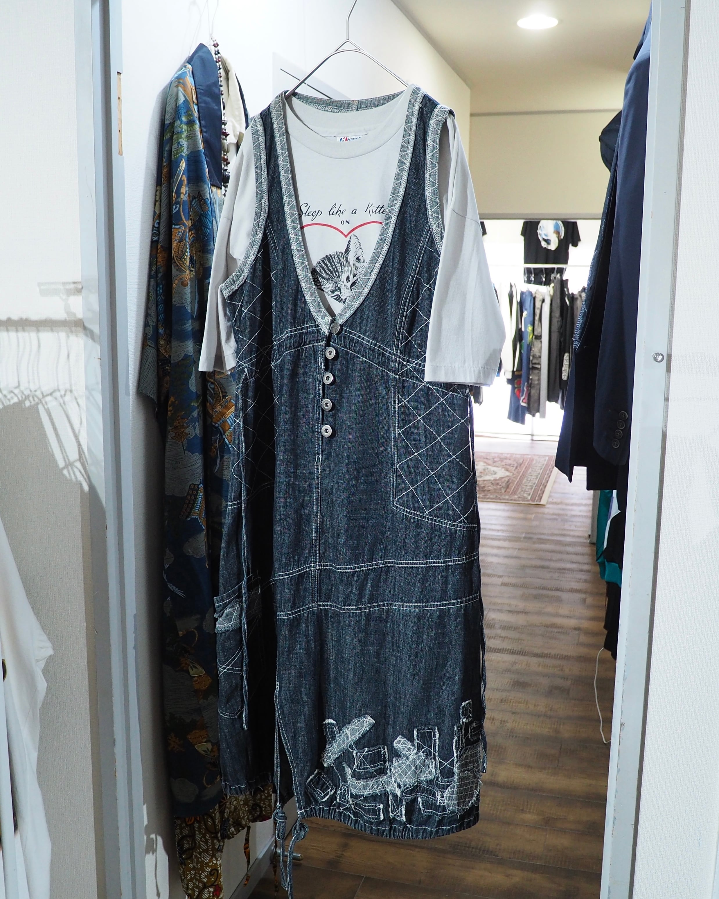 1990s " Made in USA " Sleep Cat printed vintage Tee