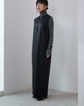 itochi - shuttle loom fabric keyneck jumper skirt / black