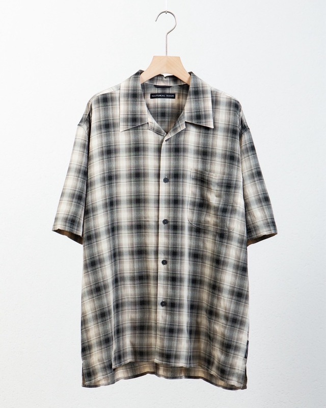 check patterned open collar short sleeve shirt