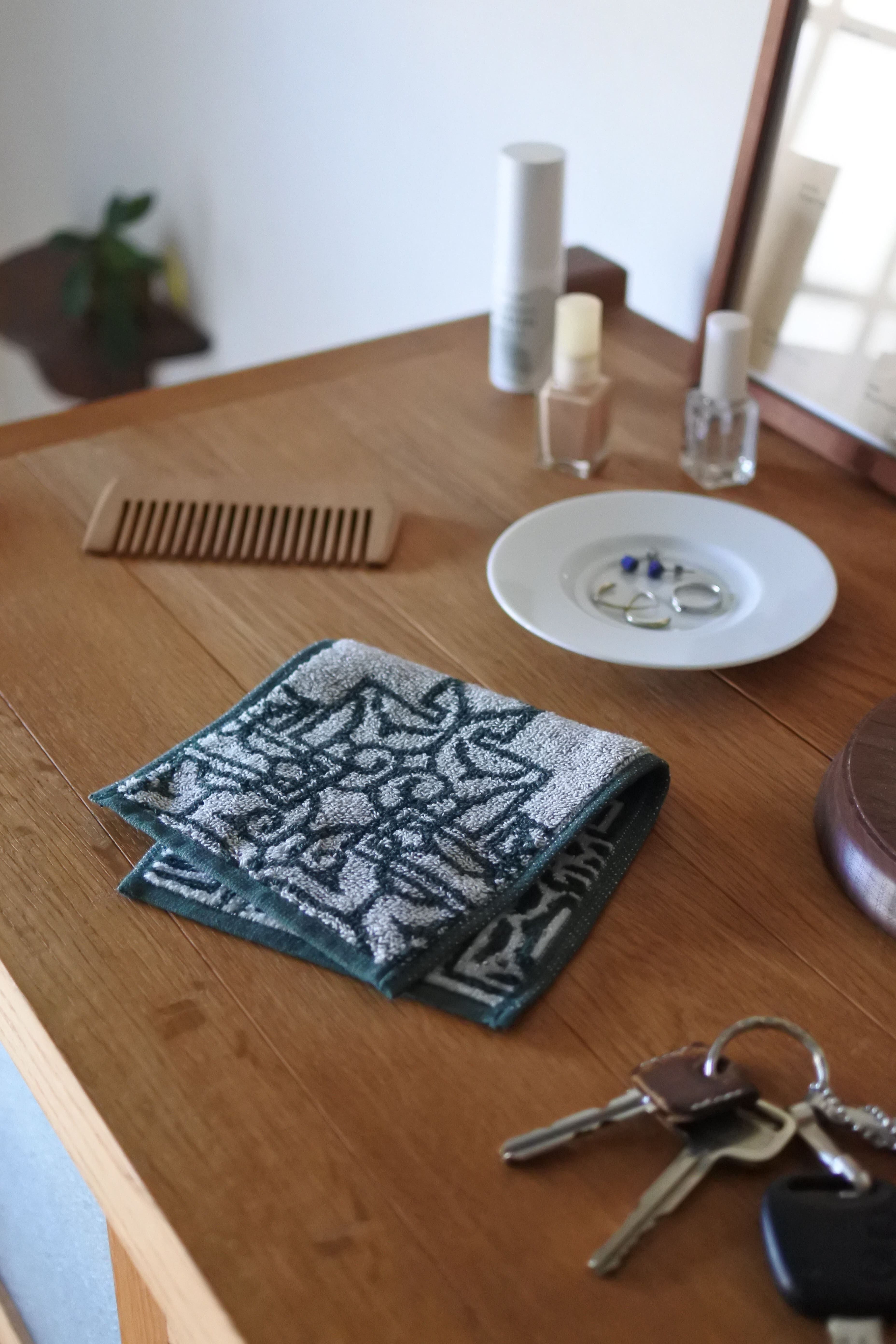 アイヌ文様の今治タオルハンカチ 4color | NIBUTANI WORKS