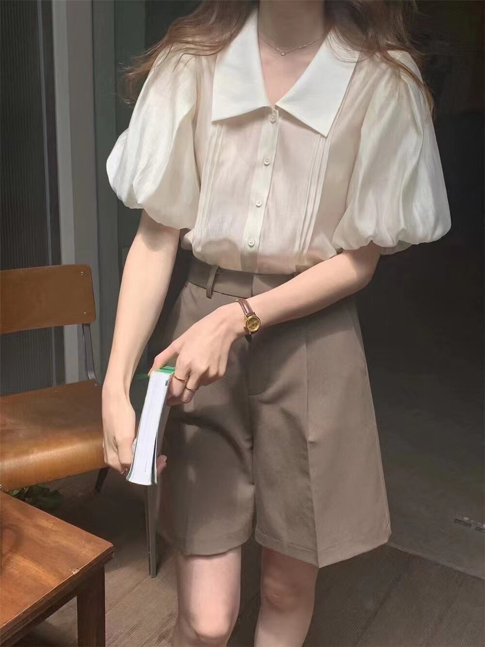 パフスリーブ半袖ブラウス　AJ2205-719