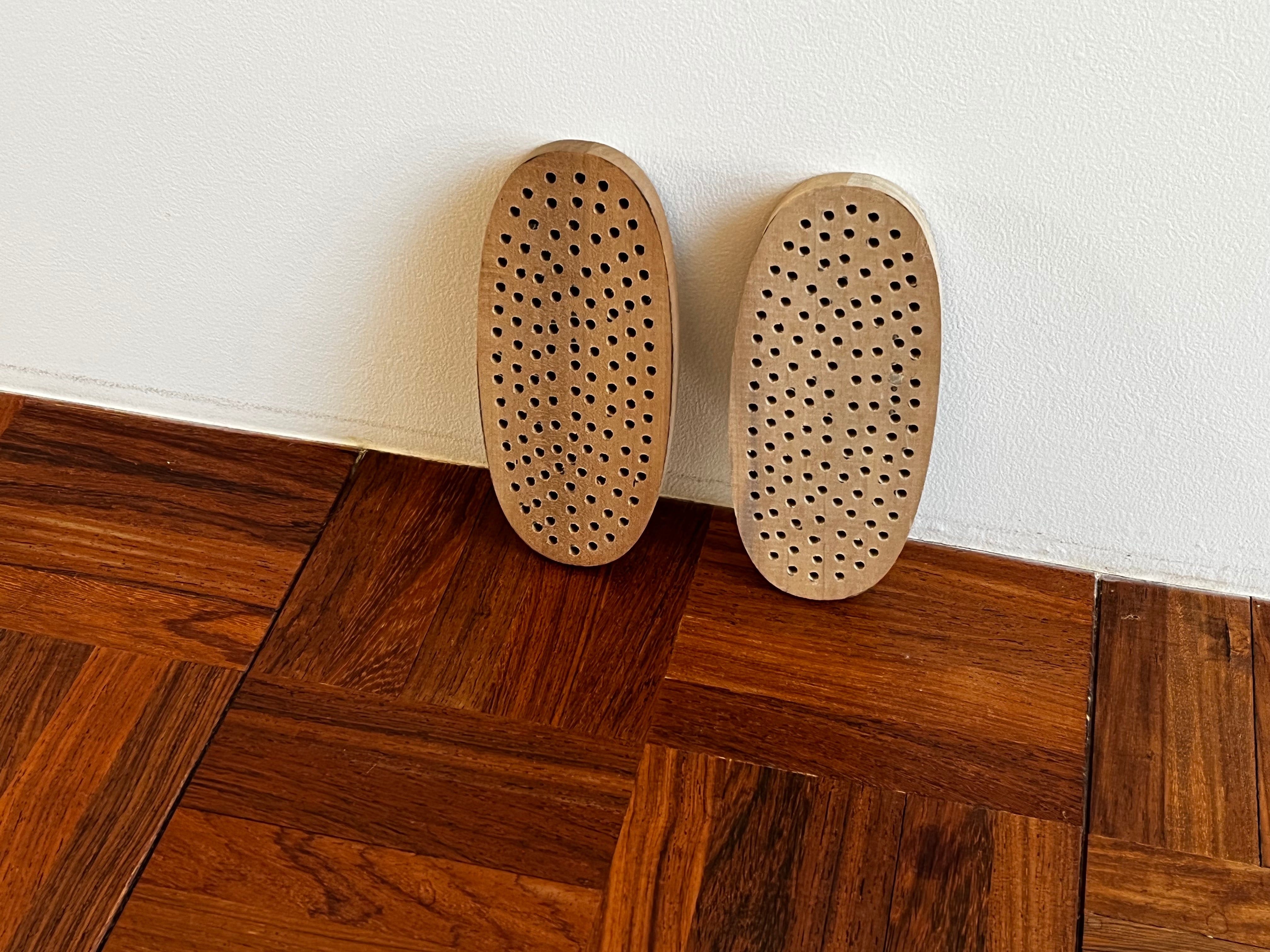 穴だらけの木材 | 道具屋888