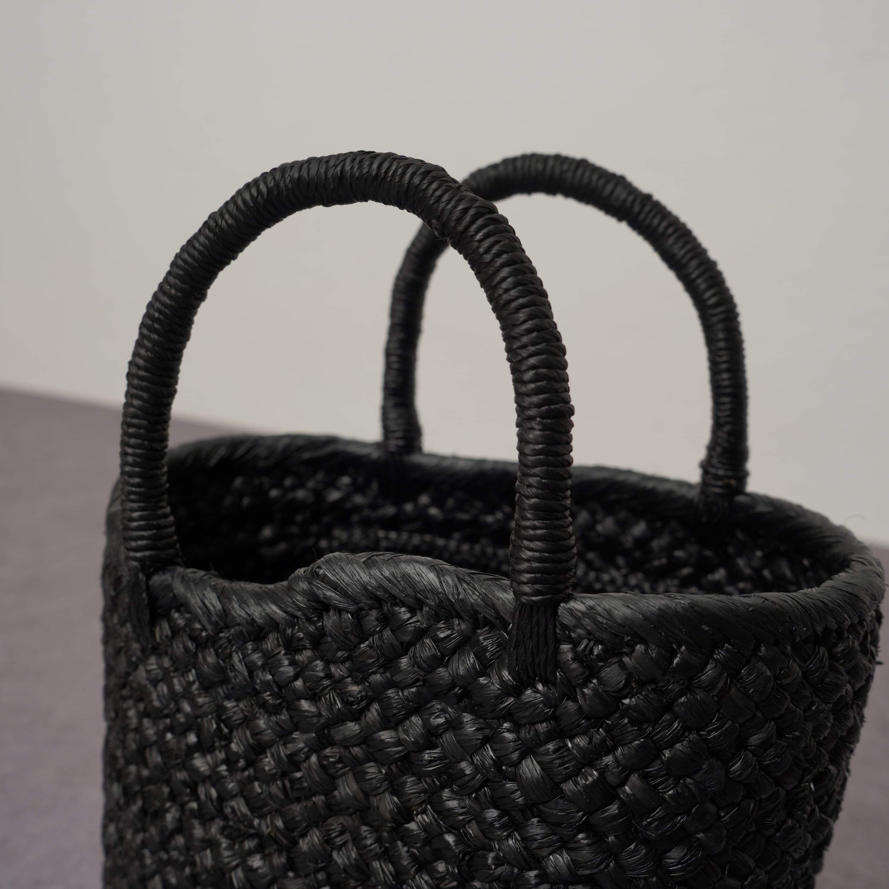 Marche Bag (SS) - Black | AMPIANA