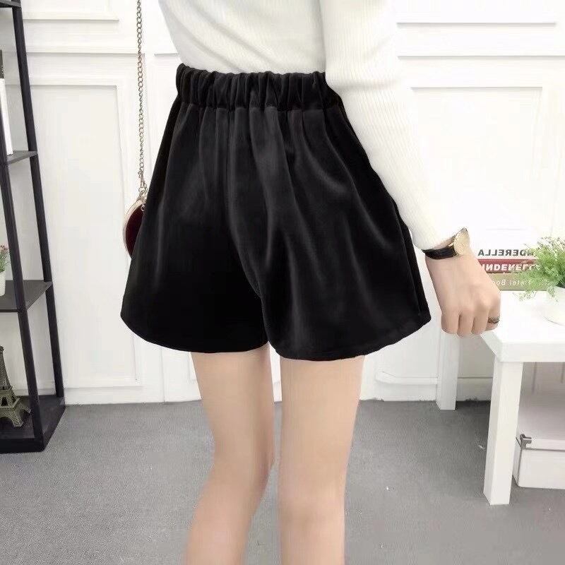 フロントジッパーショートパンツ